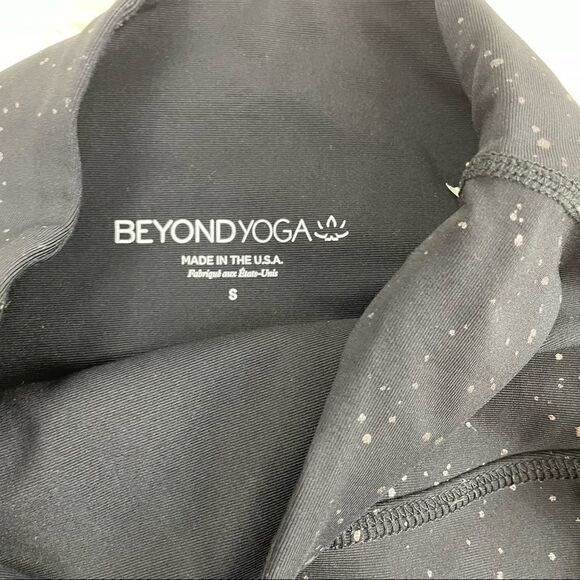 Beyond Yoga Alloy Gunmetal Ombré High Waist Midi Leggings - Picture 9 of 10